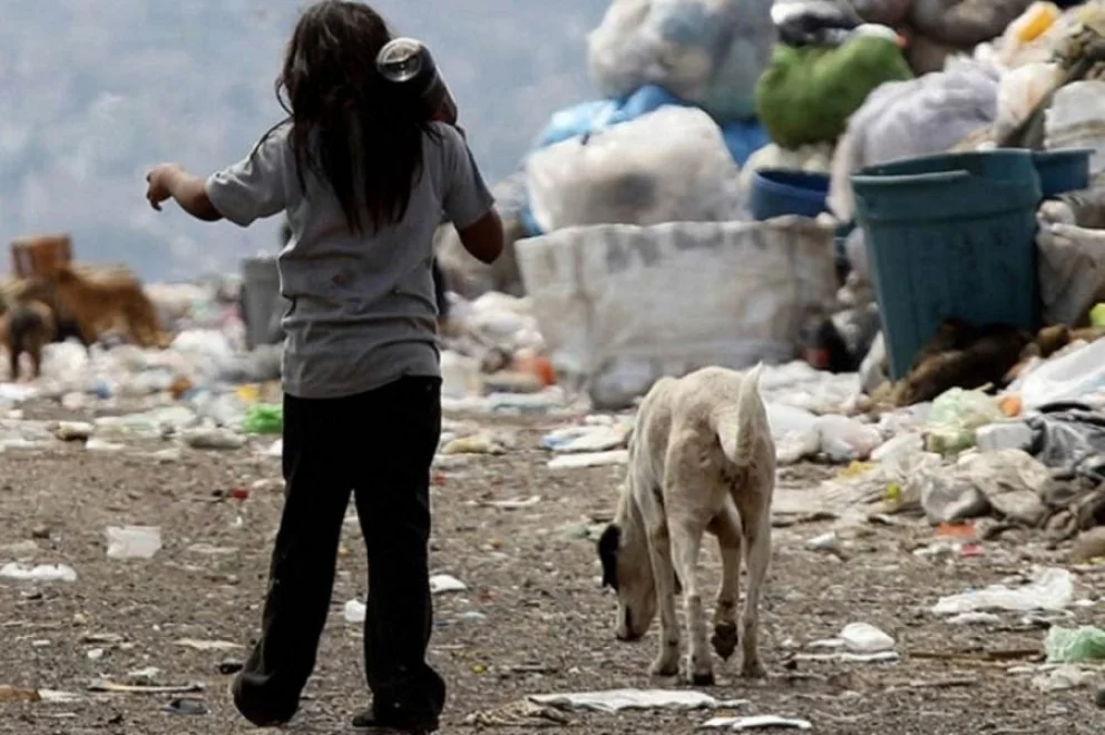 El 53,6% de la población de entre 0 y 17 años no cubre sus necesidades básicas de alimentación y entorno social al cierre de 2025.