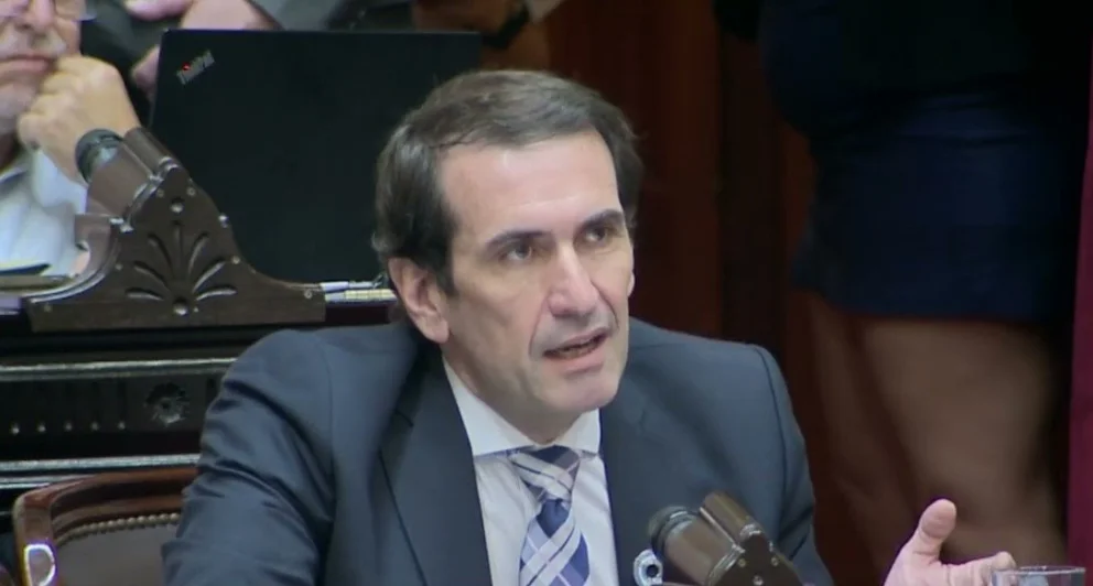 El senador muy alejado de la realidad neuquina. 