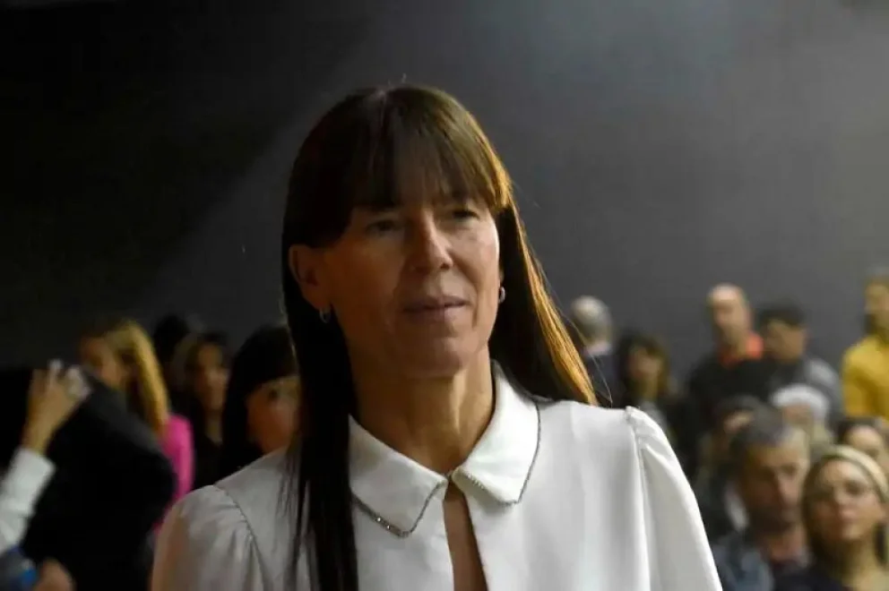 La senadora Julieta Corroza.