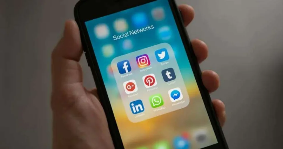 La nueva actualización de Instagram prioriza el control creativo de los usuarios sobre sus perfiles.