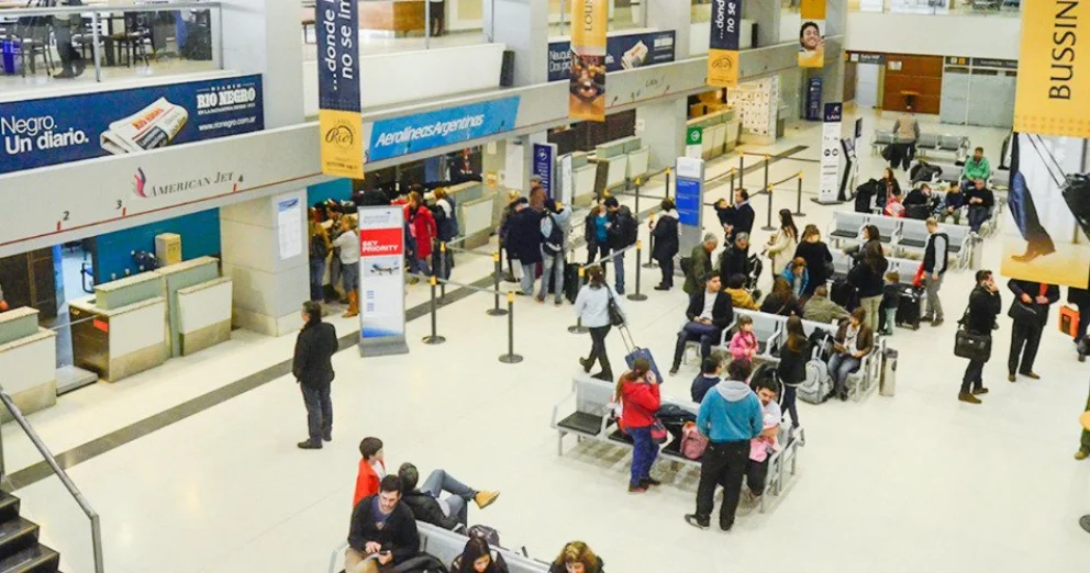 Las tasas aeroportuarias tendrpan por objetivo cubrir gastos de seguridad operacional. Foto: gentileza.