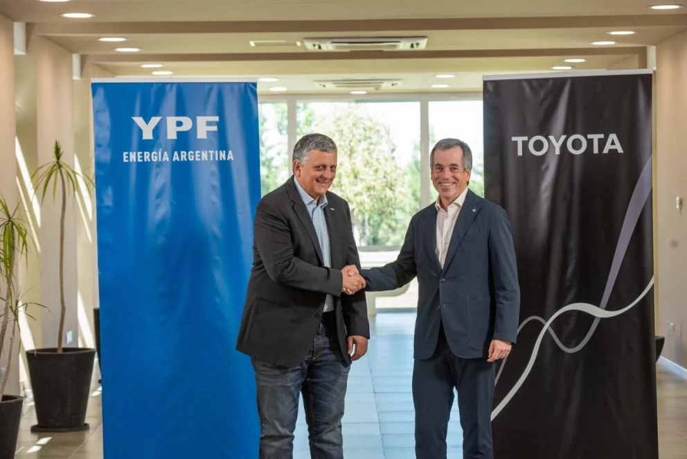 Horacio Marín y Gustavo Salinas renovaron la alianza en Vaca Muerta, donde destacaron el avance conjunto en eficiencia, energía renovable e innovación industrial.