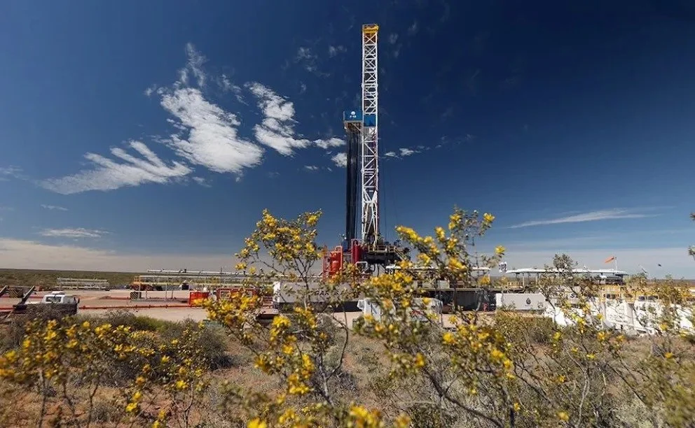 En nueve meses, Vaca Muerta conectó 60 pozos y consolidó al shale gas como el 53% de la producción nacional.