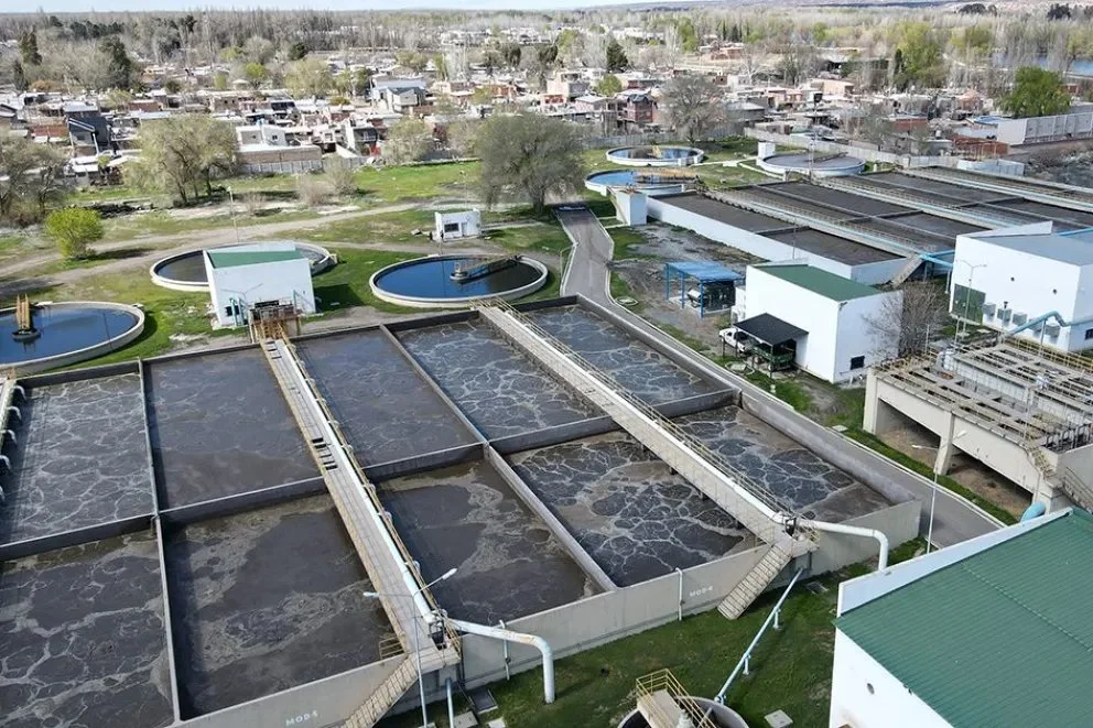 La planta Tronador trata el 90 por ciento de los l&iacute;quidos sanitarios de la capital neuquina. Foto: archivo