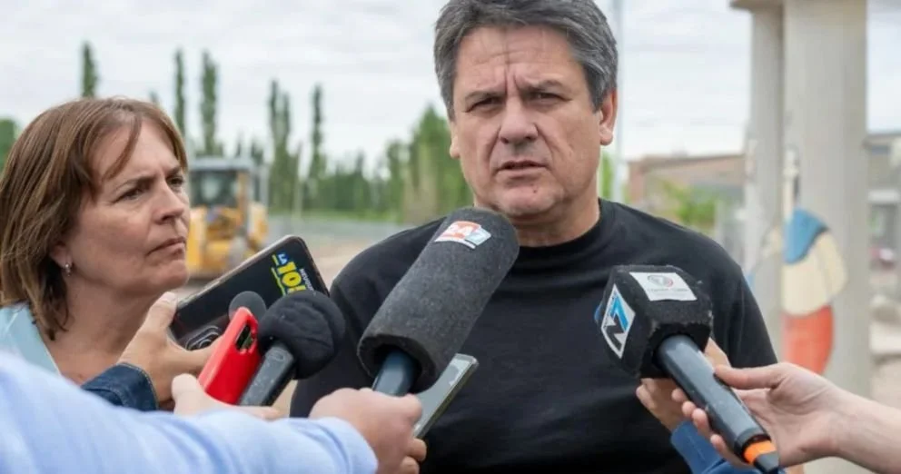 El intendente Mariano Gaido confirmó en AM Cumbre 1400 que el Municipio de Neuquén adherirá al mismo esquema de asueto definido por la Provincia.