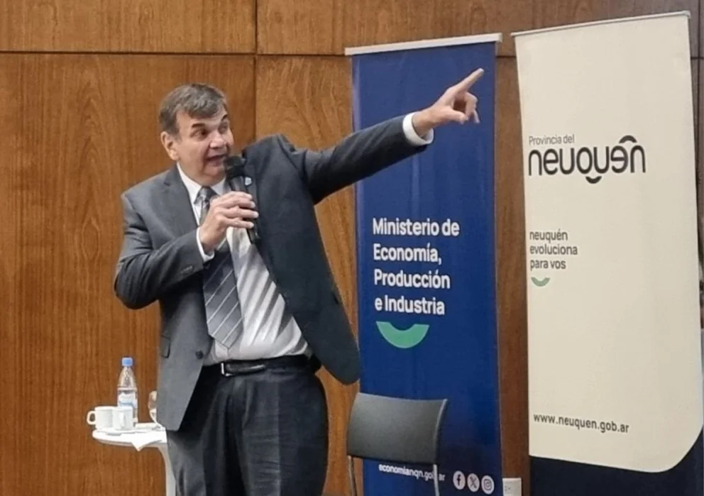 El ministerio a cargo de Guillermo Koenig dio a conocer la calificación de la agencia internacional FIX SCR S.A. Foto: archivo