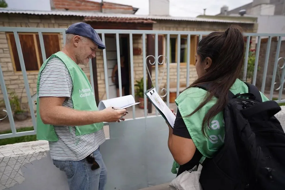 El ministerio de Salud Pública del Neuquén, a través de sus áreas correspondientes, realiza la vigilancia en diferentes sectores. Foto: Neuquén Informa. 