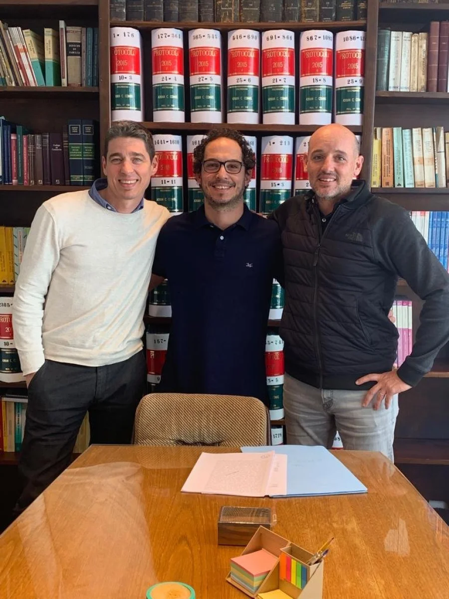 Gast&oacute;n Arcucci, Manuel Pucheta y Nicol&aacute;s Olleac, los creadores de Fruch
