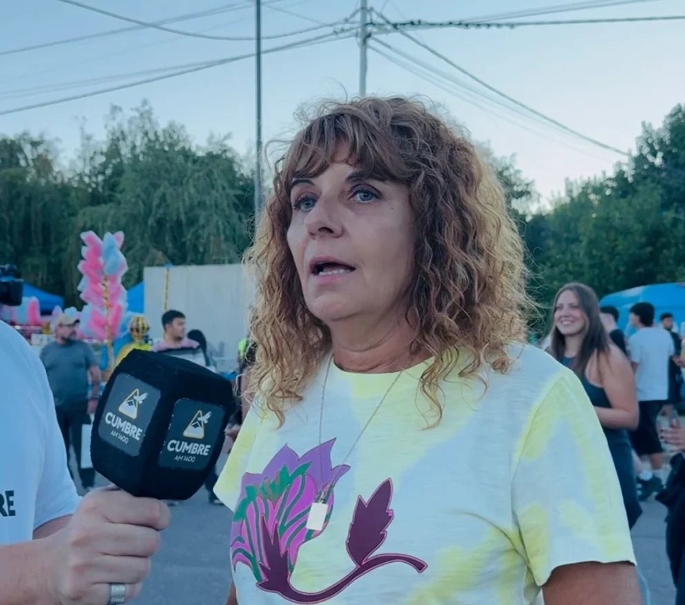 María Pasqualini habló en exclusiva con AM Cumbre 1400 durante la segunda jornada de la Fiesta Nacional de la Confluencia 2026.