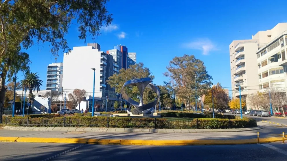 Roca incorpora cinco radaras homologados en la ciudad con máximas de entre 20 y 60 km por hora.
