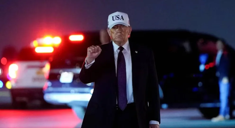 Sugirió enviar el portaaviones USS Abraham Lincoln al Caribe.