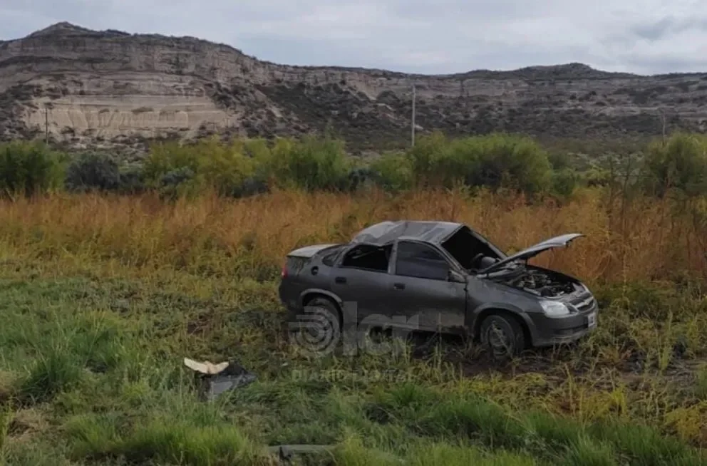 La joven fue trasladada al hospital con golpes y estado de shock.