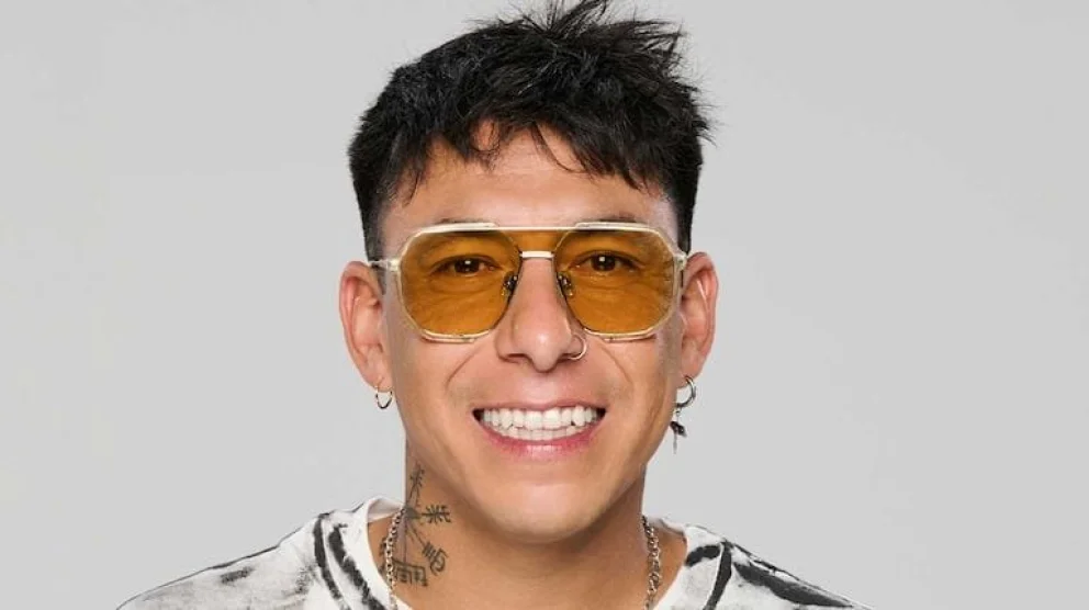 Brian Sarmiento no dudó en salir del baño para atender el teléfono rojo, pero terminó recibiendo una noticia que inesperada