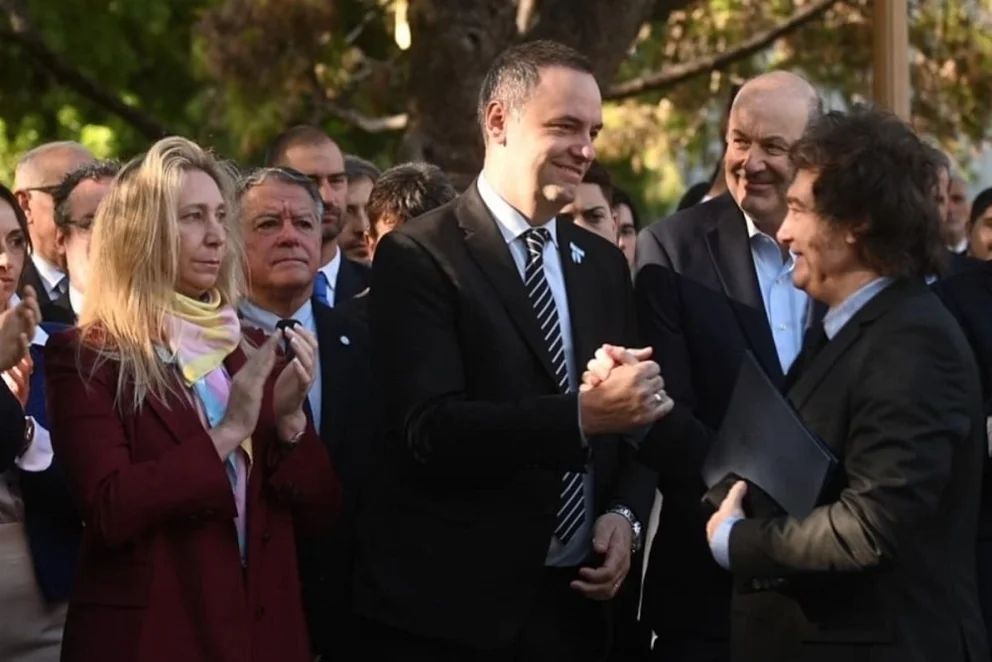 La hermana del Presidente y el Jefe de Gabinete nacional llegarán el jueves e incluiría una visita a Vaca Muerta. Foto: archivo 