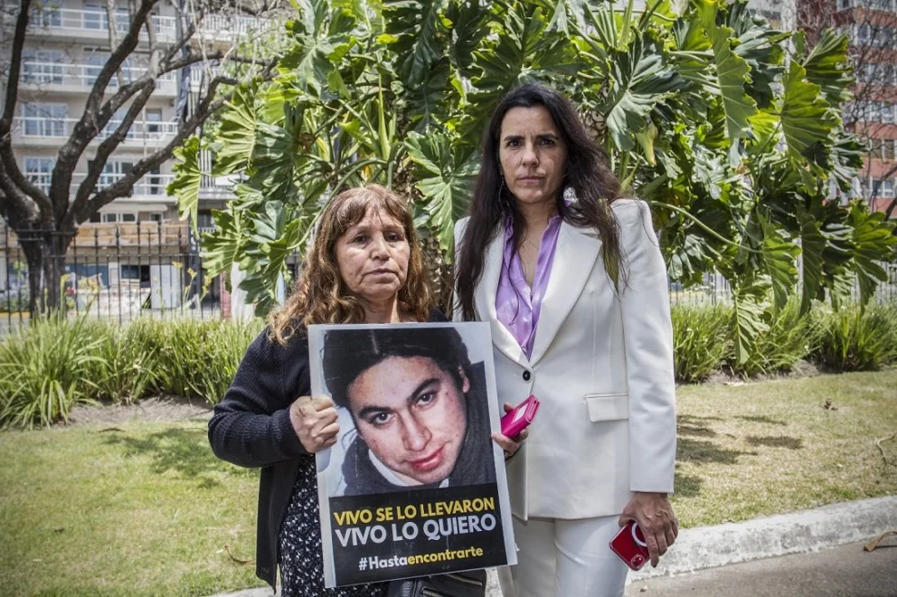María Millacura, madre de Iván, y su abogada, Alejandra Gonza.Foto: archivo