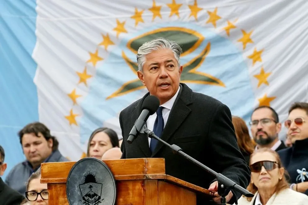 El gobernador Rolando Figueroa lo destaco en el aniversario de Plaza Huincul.