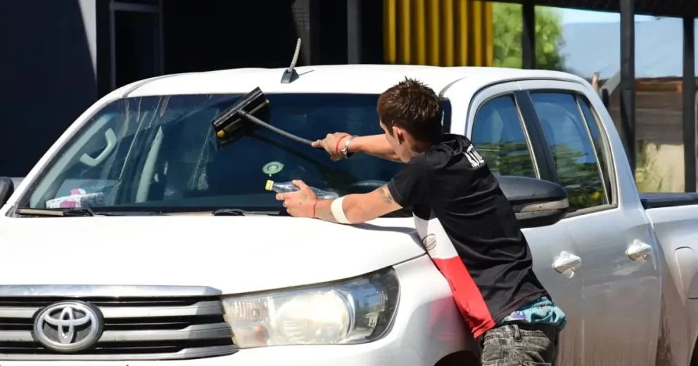 Los automovilistas que consientan la actividad serán multados.