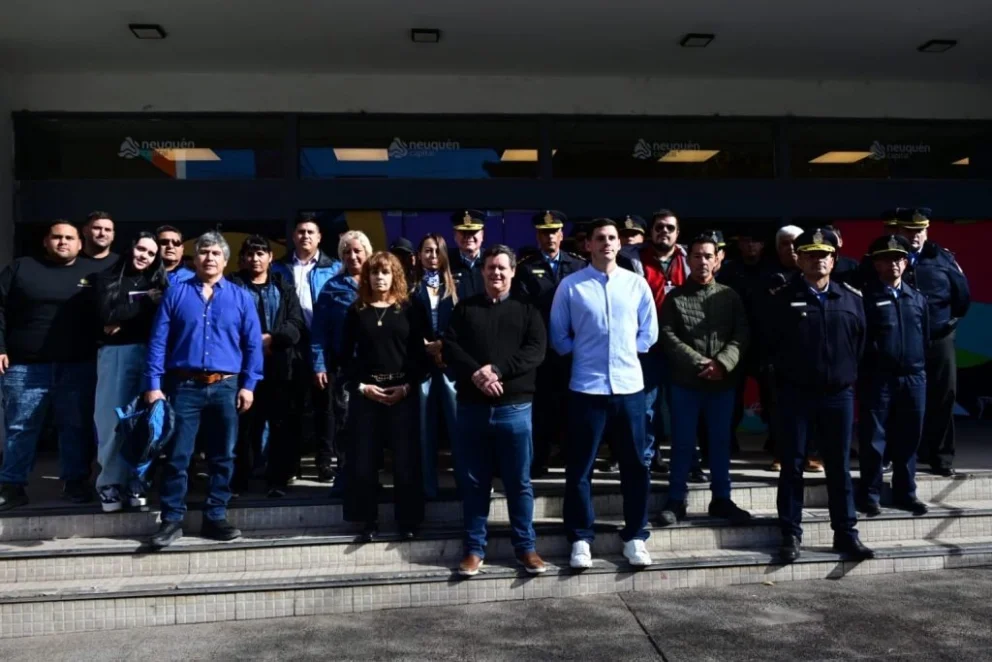 Funcionarios y concejales participaron del acto en que se oficializó la reglamentación.