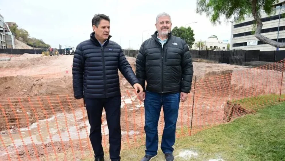 Mariano Gaido junto a Alejandro Nicola.