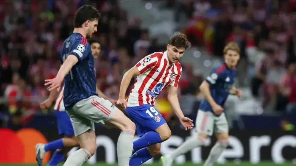 Julián Álvarez salió por lesión.