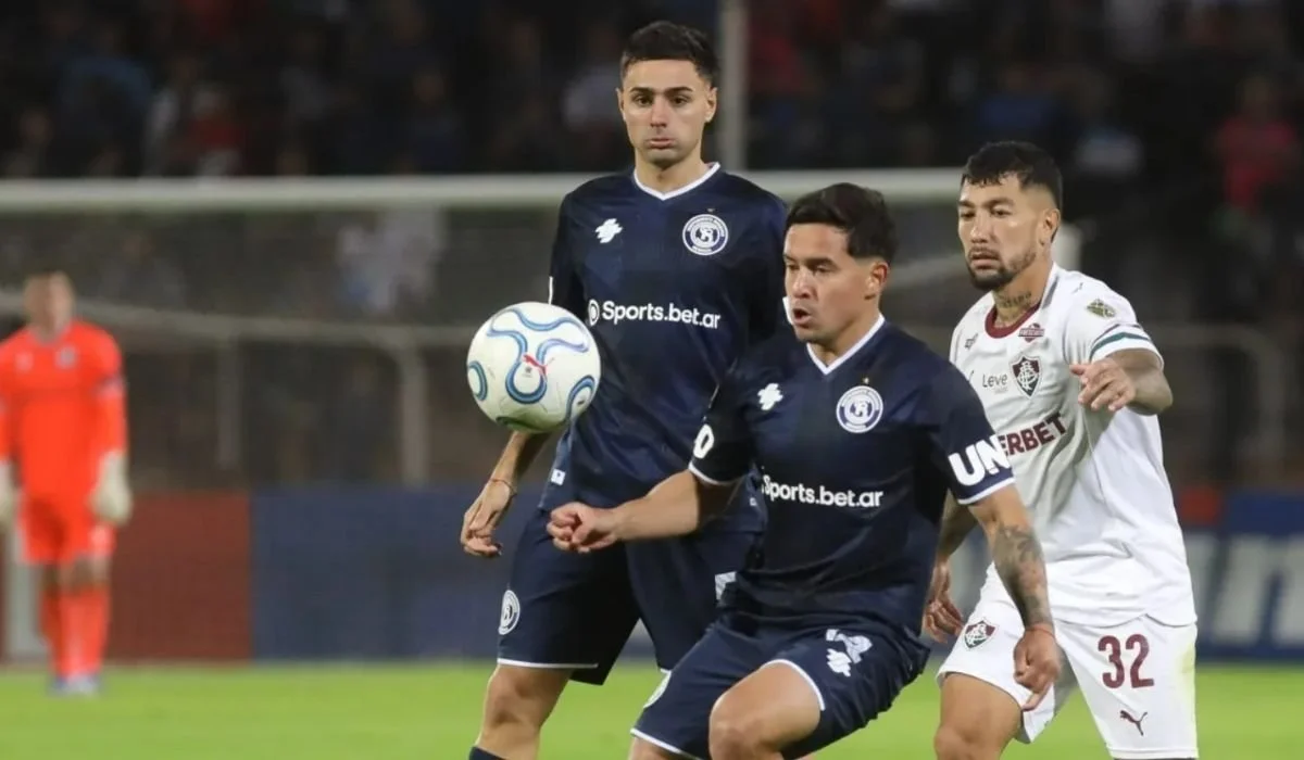 A Independiente Rivadavia se lo empataron sobre el final pero quedó a ...