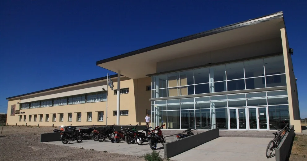 La Universidad Nacional de Río Negro.