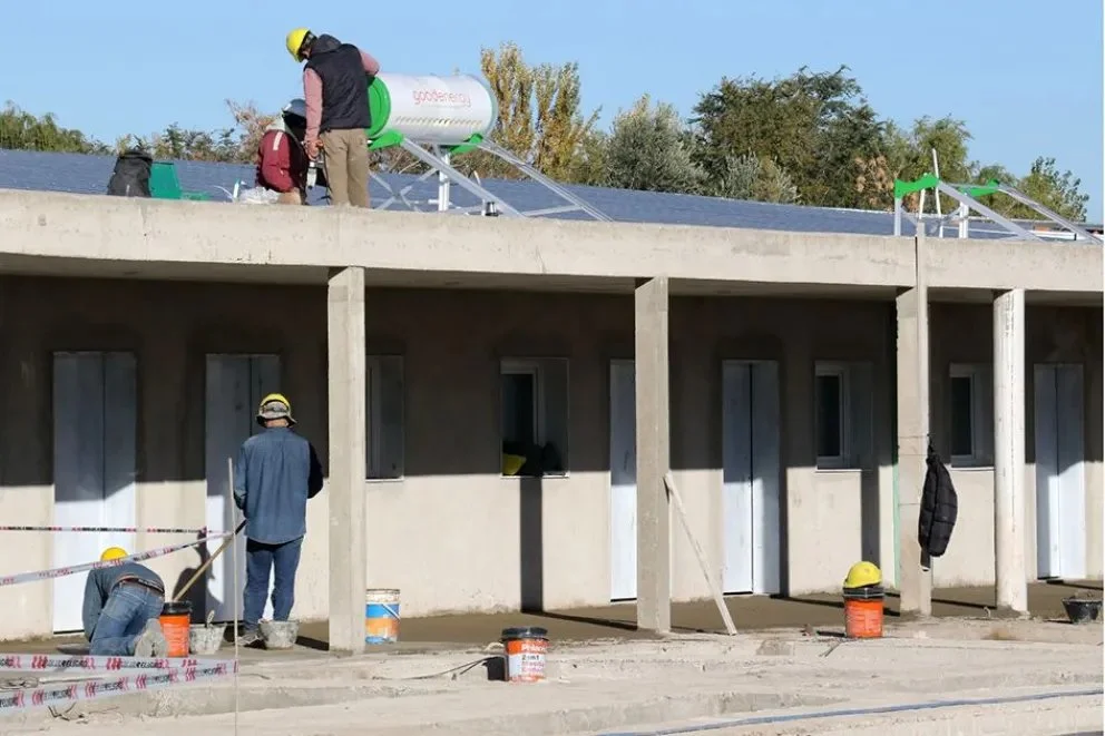 El complejp contará con un centro de día que podrá ser utilizado por residentes y por jubilados y jubiladas de toda la provincia. Fotos: Neuquén Informa.