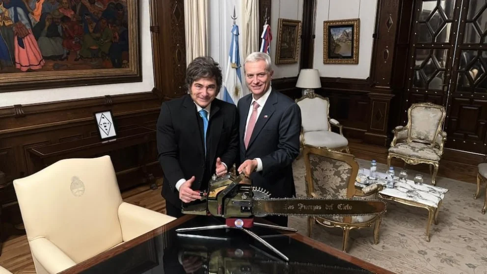 El gas de Vaca Muerta podría salir por el Pacífico usando infraestructura chilena y abrir nuevos mercados en Asia.