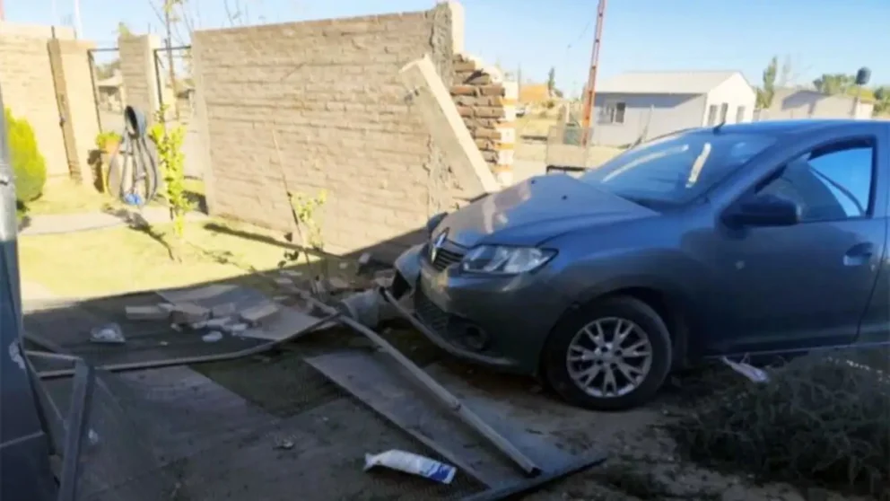Choque e irresponsabilidad al volante: un accidente que podría haber sido una tragedia. Foto: gentileza.