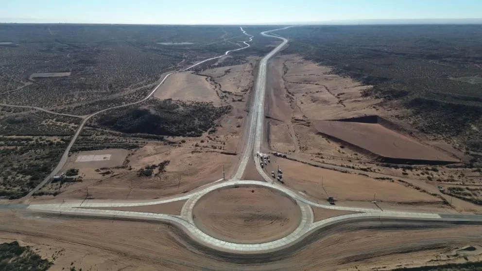 Se inauguraron cinco kilómetros de doble vía de hormigón.