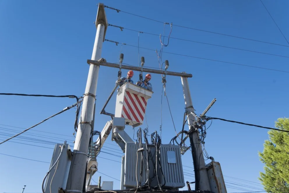 Habrá corte del suministro eléctrico en dos sectores de la ciudad de Neuquén este miércoles por obras de CALF. Foto: archivo