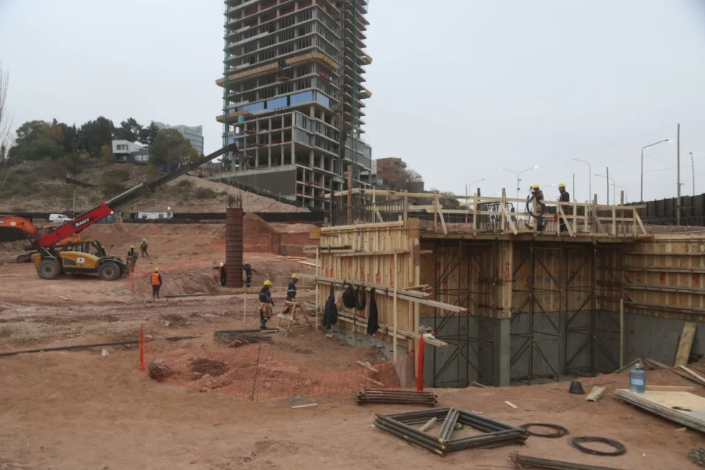 El intendente Mariano Gaido recorrió las obras esta mañana.