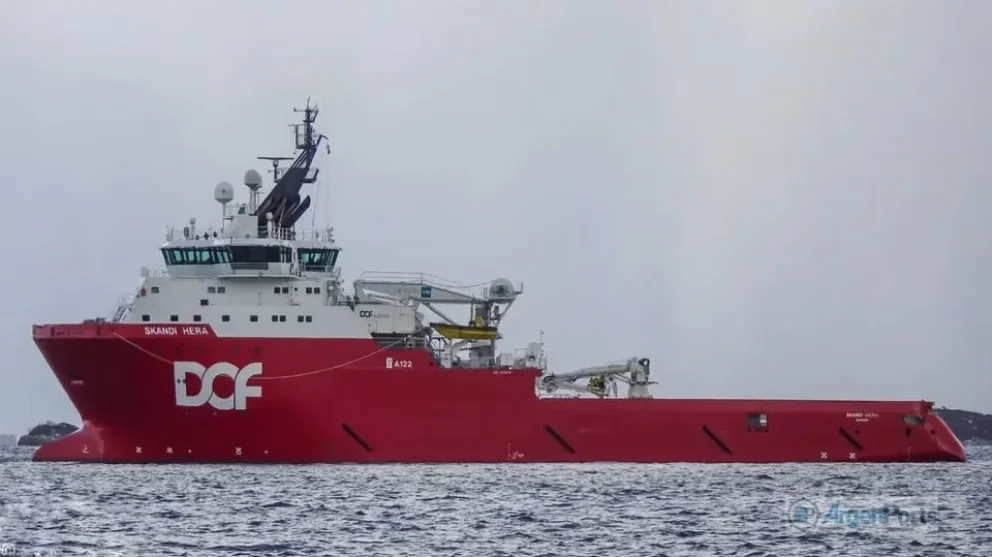 El arribo del buque Skandi Hera marca el inicio de la etapa submarina del Vaca Muerta Oil Sur en la costa rionegrina.