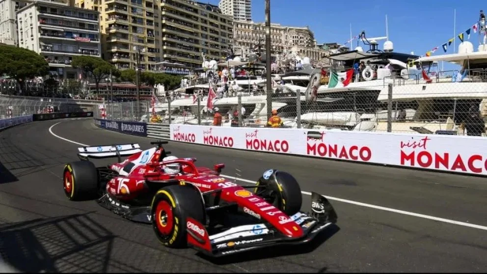 Chales Leclerc a bordo de su Ferrari durante el Gran Premio de Mónaco 2025. Foto: archivo
