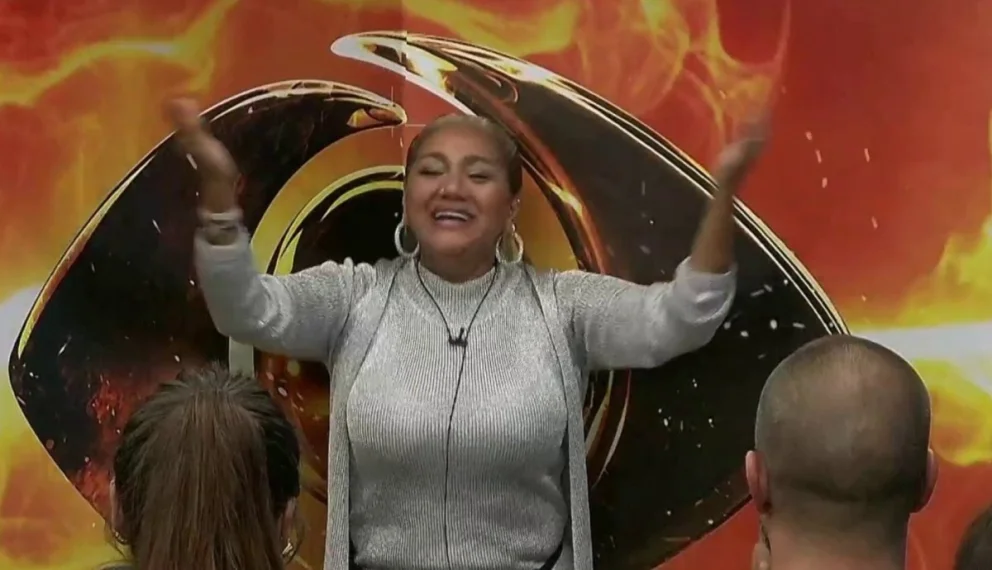 Gladys La Bomba Tucumana se despidió con música de sus compañeros antes del ingreso de Solange Abraham a la Generación Dorada.