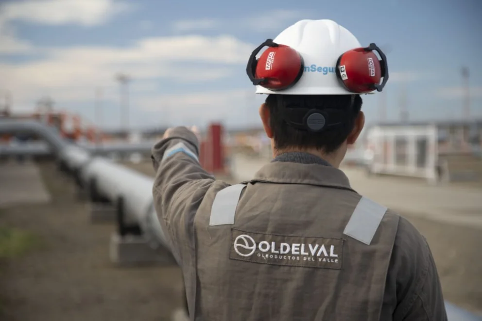 La ampliación de oleoductos y nuevos proyectos logísticos permiten sostener el crecimiento de la producción no convencional en la cuenca neuquina.