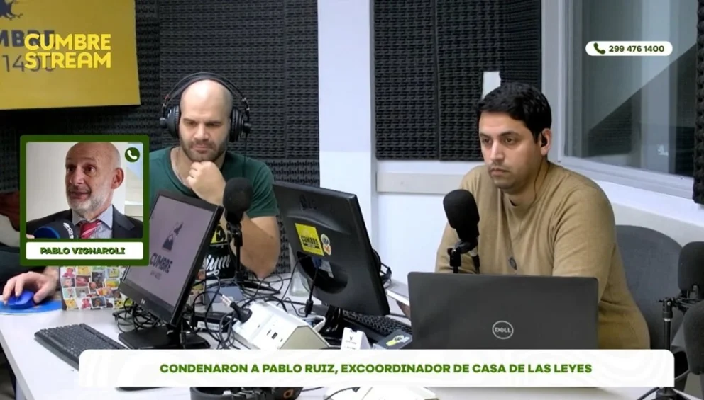 El funcionario judicial realizó declaraciones en el programa "Más vale tarde", conducido por los periodistas Juan Pablo Iozzia y Lucas Hernandorena. Foto: captura de video Cumbre Stream