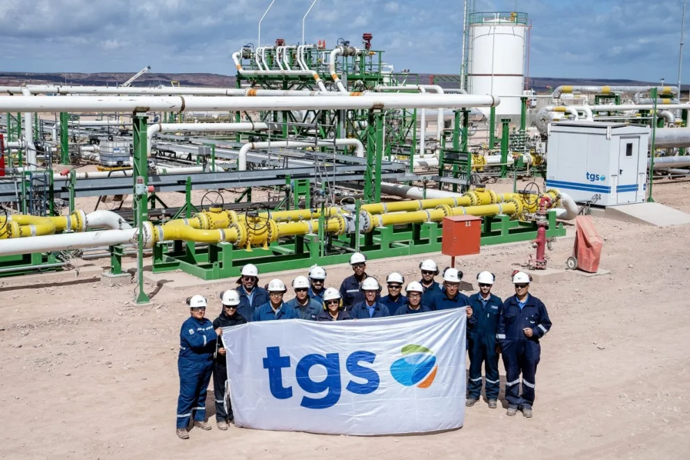 YPF se suma como proveedora al proyecto de TGS para exportar líquidos derivados del gas de Vaca Muerta desde Bahía Blanca.