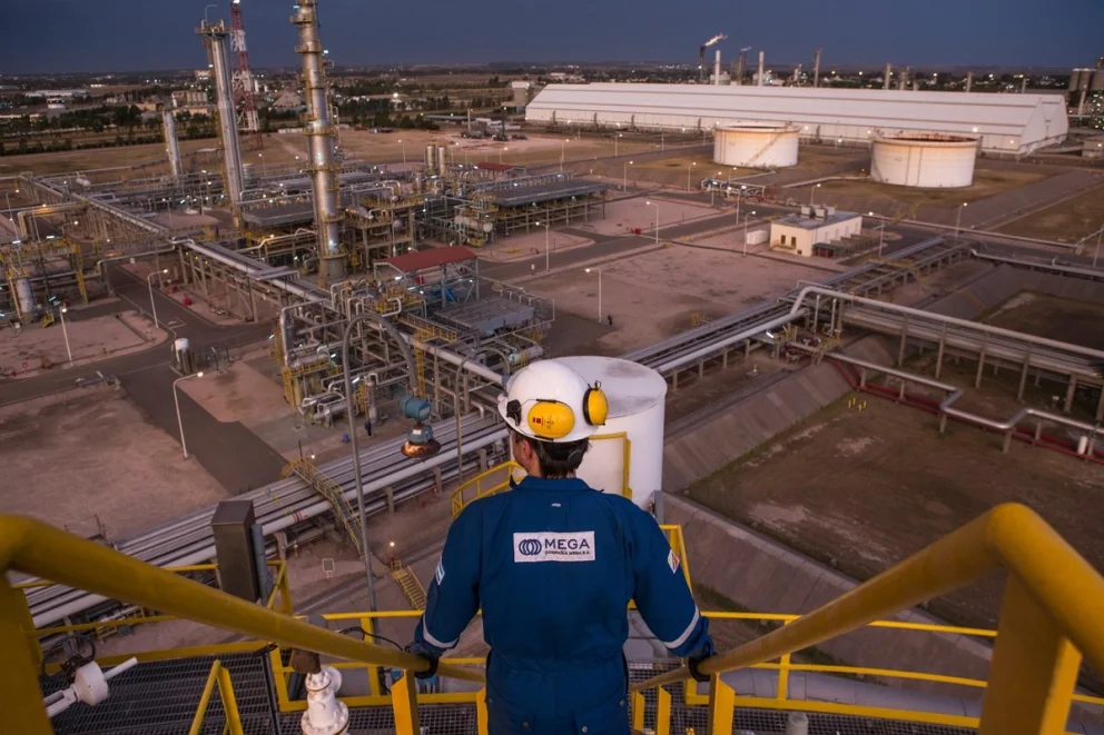 La nueva unidad industrial permitirá procesar mayores volúmenes de gas de Vaca Muerta y consolidar el perfil exportador de la Argentina.
