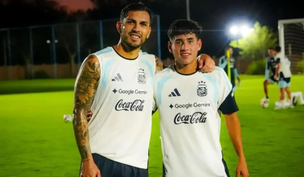 Leandro Paredes y Tomás Aranda en el entrenamiento de la Selección Argentina. Foto: Planeta Boca Juniors