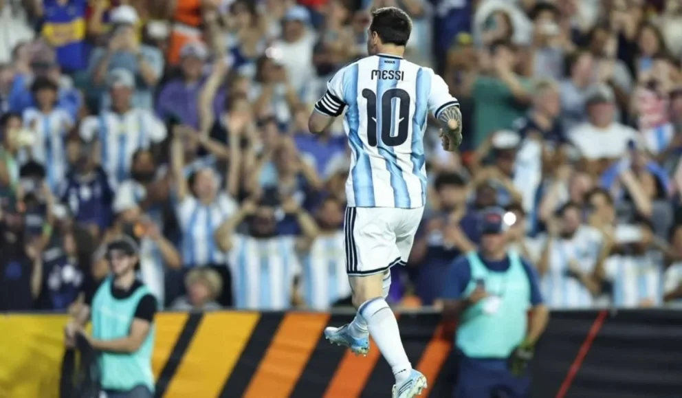 Lionel Messi con la "10" en la espalda. Foto: Archivo