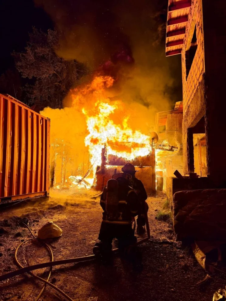 Foto: Bomberos Voluntarios Villa La Angostura