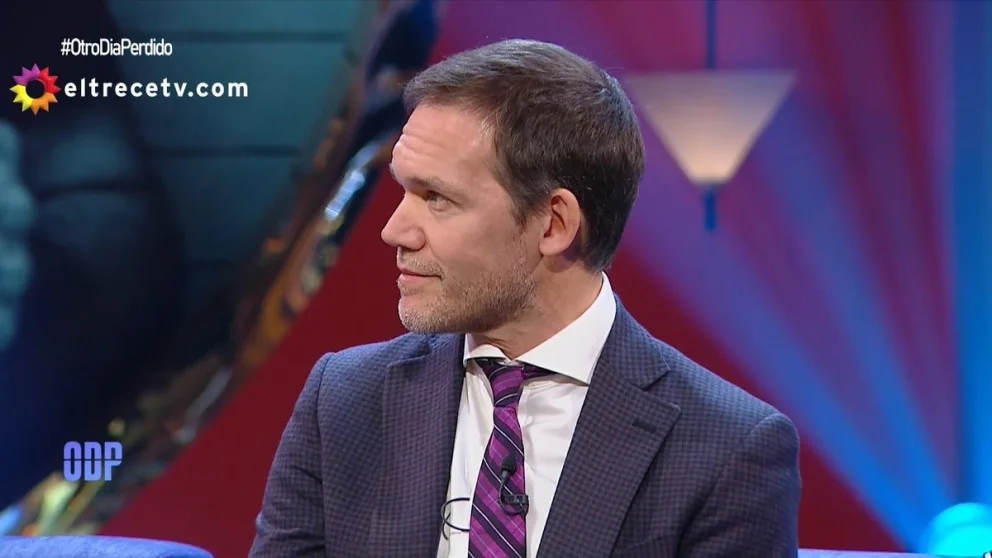 Juan Gil Navarro visitó el set de eltrece y rememoró junto a Mario Pergolini las repercusiones de uno de los finales más discutidos de la televisión local.