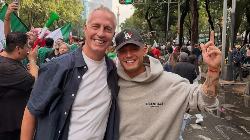 Marley destapó sin querer el noviazgo de Ian Lucas durante una salida en vivo desde Kansas.