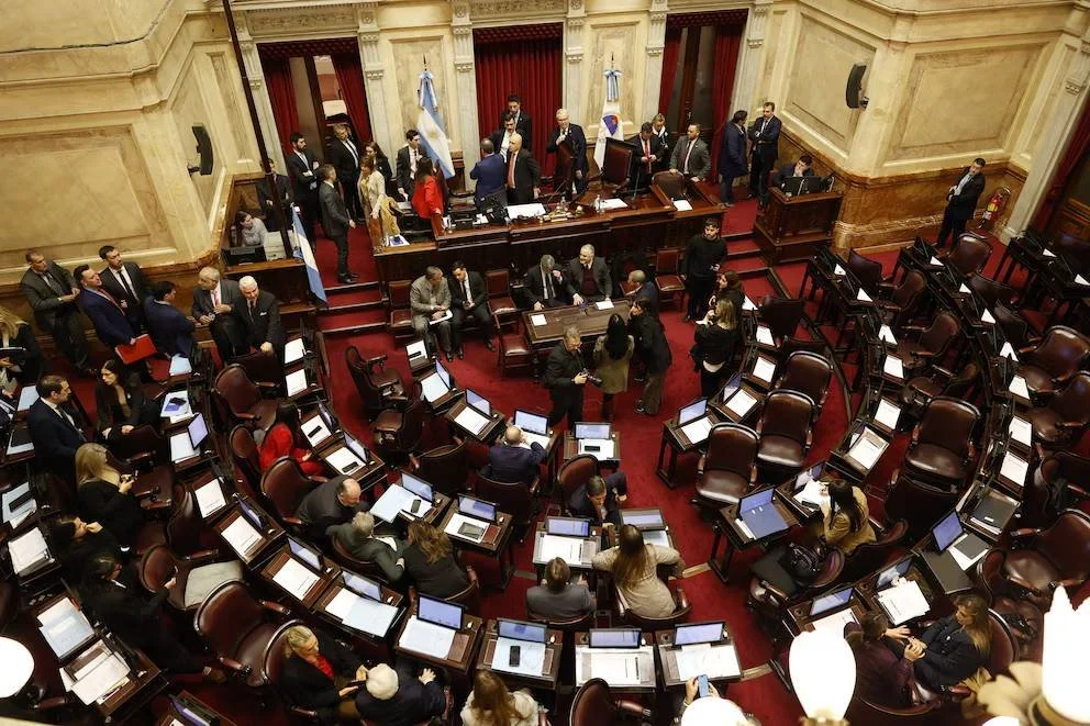 El Senado semivacío.
