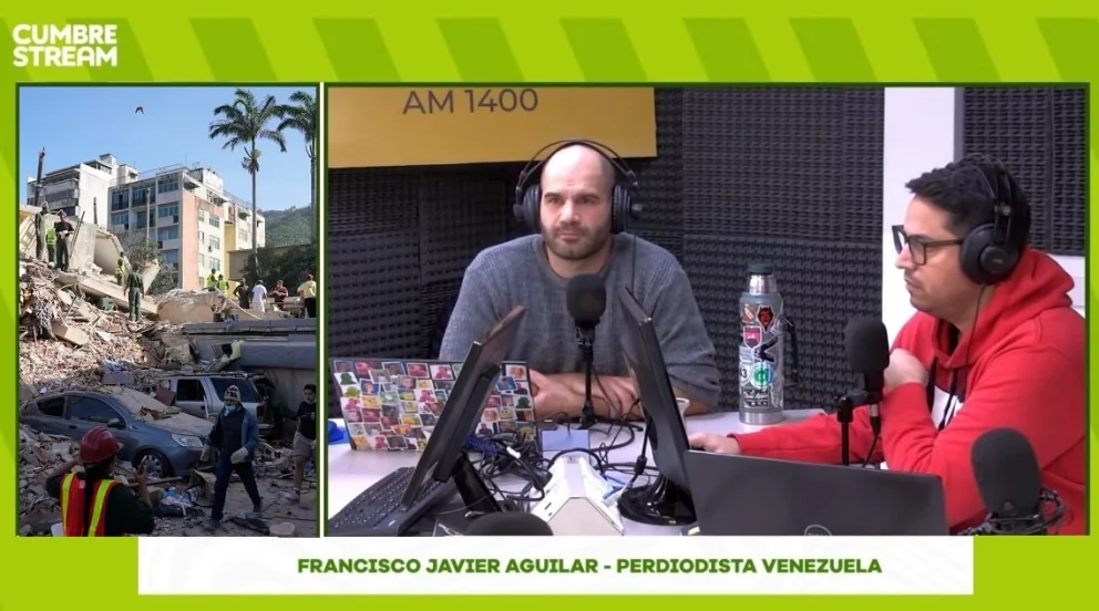 Desde Venezuela, el testimonio de Francisco Javier Aguilar en diálogo con los periodistas Juan Pablo Iozzia y Lucas Hernandorena. Foto: captura de video Cumbre Stream.