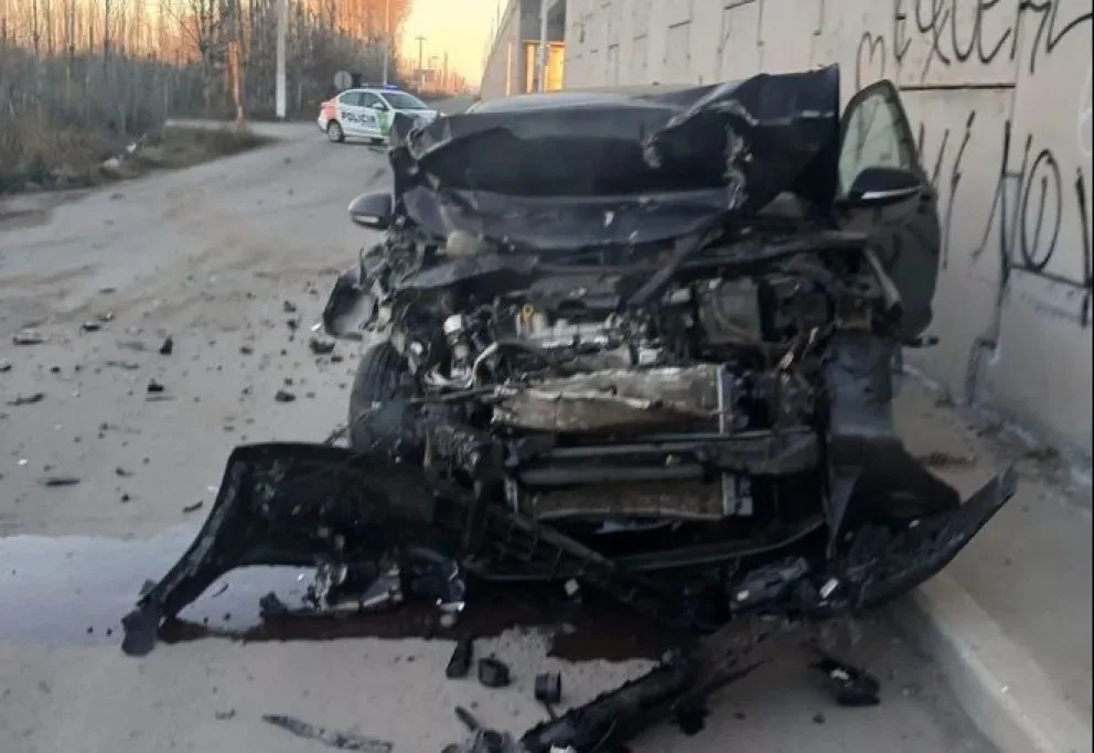 Participaron un Volkswagen Vento y una camioneta Volkswagen Amarok.