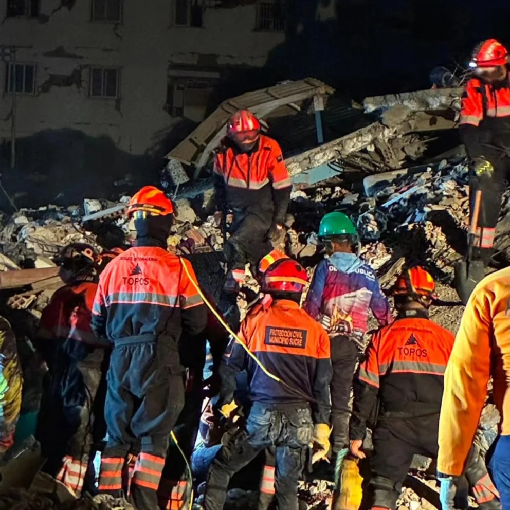 Ambos integran Rescate Internacional Topos.