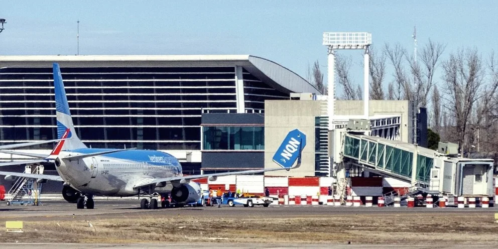 Entre los aeropuertos de Neuquén y Chapelco sumarán más de 180 vuelos semanales. Foto: archivo
