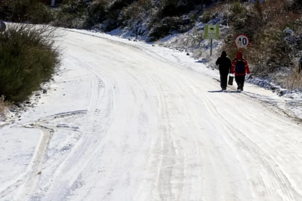 Toda la zona cordillerana de la provincia del Neuquén incluida en el alerta metorológico informado por el SMN. Foto: Neuquén Informa